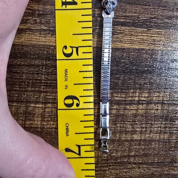 Timex Working Women's Silver-Tone Winder Bracelet Watch Quartz Movement - Picture 5 of 5